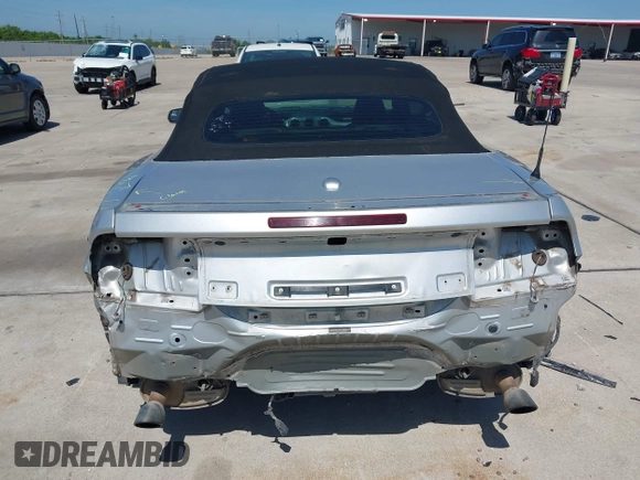 2018 Ford Mustang EcoBoost Premium with VIN 1FATP8UH5J5111337, listed as a IAAI auction lot 42242946 with 145,697 mi miles and . Bid and sale history available at DreamBid. Image 16.