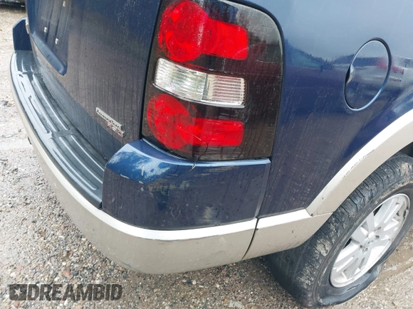2007 Ford Explorer Eddie Bauer с VIN 1FMEU74EX7UB36790, выставлен на аукционе IAAI как лот 42370176 с пробегом 178 660 миль миль и . История ставок и продаж доступна на DreamBid. Изображение 12.