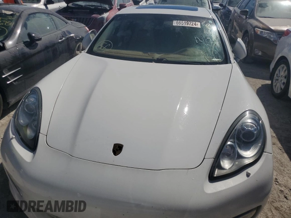 2010 Porsche Panamera Turbo z VIN WP0AC2A74AL091423, wystawiony jako Copart lot #66519724 z przebiegiem Nie podano mil oraz Nie do naprawy • Non repairable. Historia ofert i sprzedaży dostępna na DreamBid. Obrazek 5.