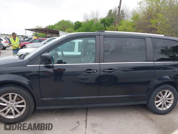 2018 Dodge Grand Caravan SXT z VIN 2C4RDGCGXJR298710, wystawiony jako IAAI lot #41933213 z przebiegiem 259 904 mil mil oraz . Historia ofert i sprzedaży dostępna na DreamBid. Obrazek 14.