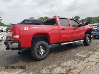 2009 GMC Sierra 2500HD SLT z VIN 1GTHK63679F119335, wystawiony jako Copart lot #56906825 z przebiegiem 368 067 mil mil oraz Szkoda całkowita • Salvage title. Historia ofert i sprzedaży dostępna na DreamBid. Obrazek 3.