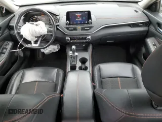 2022 Nissan Altima 2.5 SR with VIN 1N4BL4CV8NN324862, listed as a Copart auction lot 50575435 with 73,646 mi miles and Salvage Title. Bid and sale history available at carsss.com. Image 8.