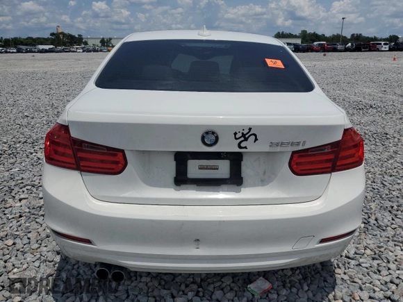 2013 BMW 3 Series 328i с VIN WBA3A5G53DNP24618, выставлен на аукционе Copart как лот 61731845 с пробегом 207 434 миль миль и Списание • Salvage title. История ставок и продаж доступна на DreamBid. Изображение 6.