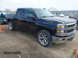2014 Chevrolet Silverado 1500 LT with VIN 3GCUKREC5EG212432, listed as a IAAI auction lot 42066660 with 190,609 mi miles and . Bid and sale history available at DreamBid. Image 1.