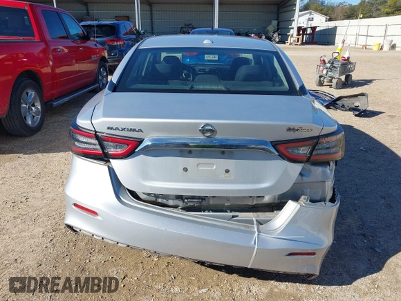 2019 Nissan Maxima SV with VIN 1N4AA6AV0KC371696, listed as a IAAI auction lot 41240863 with 143,348 mi miles and . Bid and sale history available at DreamBid. Image 17.