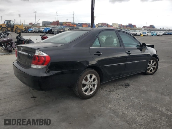 2005 Toyota Camry LE with VIN 4T1BF32K45U102615, listed as a Copart auction lot 56182705 with 196,300 mi miles and Salvage Title. Bid and sale history available at DreamBid. Image 3.
