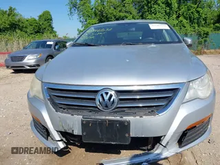 2011 Volkswagen CC Sport with VIN WVWMP7AN3BE720351, listed as a IAAI auction lot 42246532 with 123,111 mi miles and . Bid and sale history available at DreamBid. Image 6.