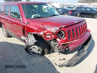 2016 Jeep Patriot Sport with VIN 1C4NJPBA4GD670087, listed as a IAAI auction lot 42141021 with 107,888 mi miles. Bid and sale history available at carsss.com. Image 6.