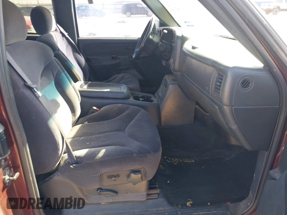 2000 GMC Sierra 1500 SLE z VIN 2GTEC19T6Y1170329, wystawiony jako IAAI lot #41832168 z przebiegiem 262 118 mil mil oraz . Historia ofert i sprzedaży dostępna na DreamBid. Obrazek 5.