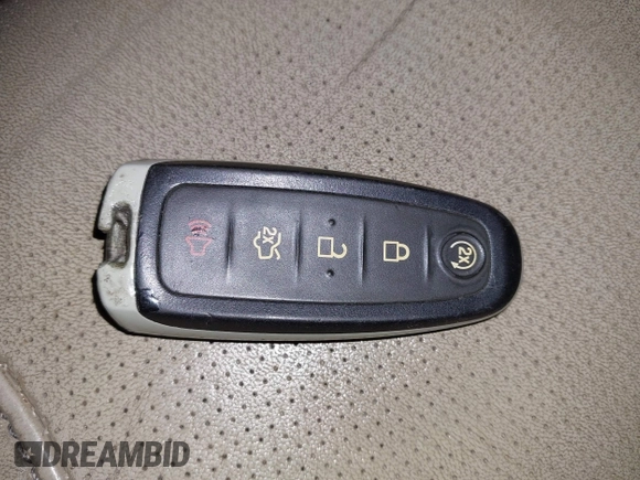 2013 Ford Taurus Limited с VIN 1FAHP2F92DG233722, выставлен на аукционе IAAI как лот 41145252 с пробегом 166 632 миль миль и . История ставок и продаж доступна на DreamBid. Изображение 11.
