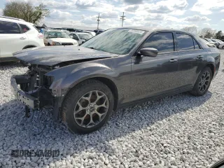 2017 Chrysler 300 S z VIN 2C3CCAGG6HH597325, wystawiony jako Copart lot #46580025 z przebiegiem 91 460 mil mil oraz Szkoda całkowita • Salvage title. Historia ofert i sprzedaży dostępna na DreamBid. Obrazek 1.