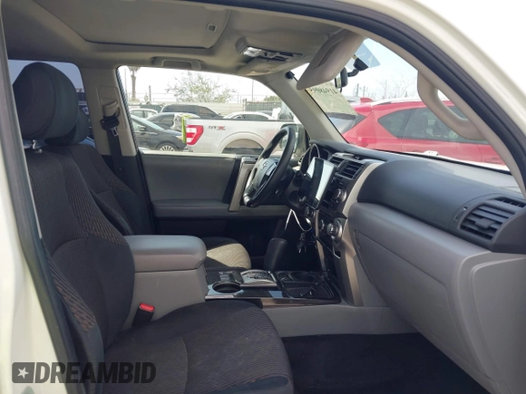 2013 Toyota 4Runner SR5 with VIN JTEZU5JR0D5058328, listed as a IAAI auction lot 41948095 with 195,332 mi miles and . Bid and sale history available at DreamBid. Image 5.