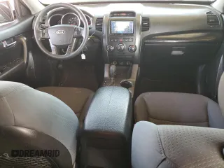 2013 Kia Sorento LX with VIN 5XYKT4A25DG389418, listed as a Copart auction lot 46418645 with 150,584 mi miles and Salvage Title. Bid and sale history available at carsss.com. Image 8.
