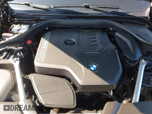 2020 BMW 5 Series 530i xDrive z VIN WBAJR7C03LCD76807, wystawiony jako IAAI lot #41887586 z przebiegiem 54 830 mil mil oraz . Historia ofert i sprzedaży dostępna na DreamBid. Obrazek 10.