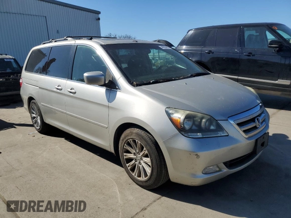2005 Honda Odyssey TOURING with VIN 5FNRL388X5B126627, listed as a Copart auction lot 46654645 with 220,805 mi miles and Salvage Title. Bid and sale history available at carsss.com. Image 4.
