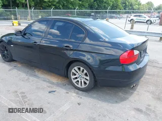 2006 BMW 3 Series 325i with VIN WBAVB13596KX65960, listed as a IAAI auction lot 42460430 with 331,860 mi miles and . Bid and sale history available at DreamBid. Image 3.