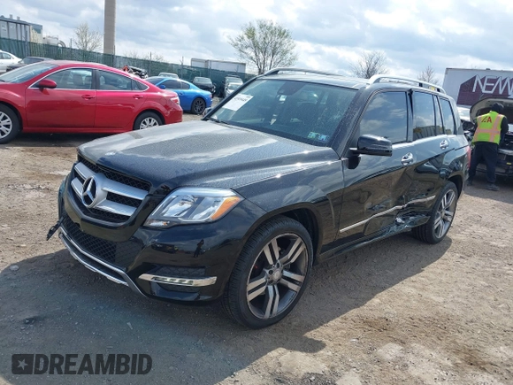 2015 Mercedes-Benz GLK with VIN WDCGG8JB4FG401022, listed as a IAAI auction lot 41919449 with 31,615 mi miles. Bid and sale history available at carsss.com. Image 17.