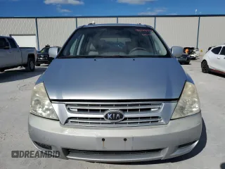 2009 Kia Sedona LX with VIN KNDMB233696315862, listed as a Copart auction lot 76493774 with 178,981 mi miles and Salvage Title. Bid and sale history available at carsss.com. Image 5.