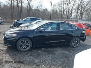 2019 Ford Fusion SEL with VIN 3FA6P0CD8KR265181, listed as a IAAI auction lot 41942425 with 66,228 mi miles and . Bid and sale history available at DreamBid. Image 14.
