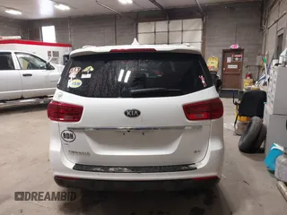 2019 Kia Sedona LX with VIN KNDMB5C11K6500813, listed as a IAAI auction lot 41570570 with 104,480 mi miles. Bid and sale history available at carsss.com. Image 16.