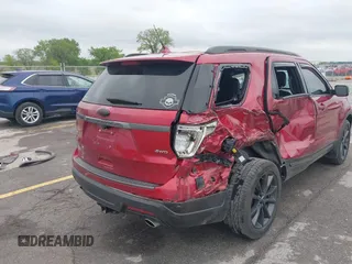 2019 Ford Explorer XLT z VIN 1FM5K8D80KGA41393, wystawiony jako IAAI lot #42287545 z przebiegiem 72 162 mil mil oraz . Historia ofert i sprzedaży dostępna na DreamBid. Obrazek 19.