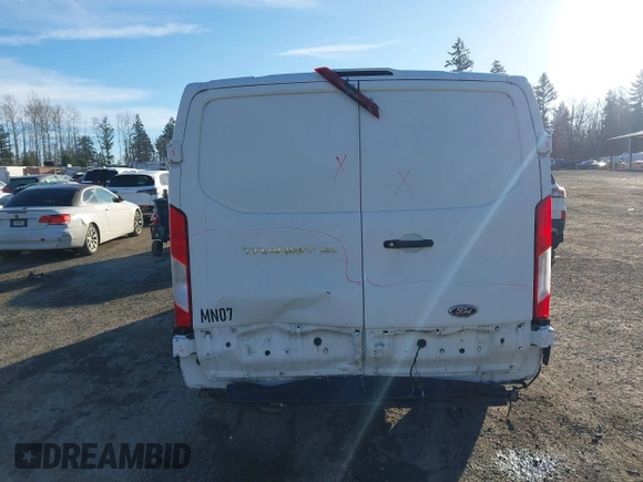 2021 Ford Transit Cargo z VIN 1FTYE1Y89MKA16809, wystawiony jako IAAI lot #41643195 z przebiegiem 7 407 mil mil oraz . Historia ofert i sprzedaży dostępna na DreamBid. Obrazek 16.