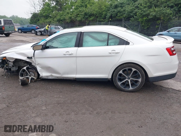 2014 Ford Taurus SHO with VIN 1FAHP2KT9EG107862, listed as a IAAI auction lot 42266313 with Not provided miles and . Bid and sale history available at DreamBid. Image 15.