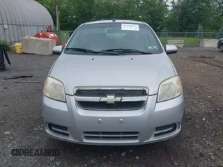 2009 Chevrolet Aveo 1LT z VIN KL1TD56E39B643484, wystawiony jako IAAI lot #42359233 z przebiegiem 88 974 mil mil oraz . Historia ofert i sprzedaży dostępna na DreamBid. Obrazek 6.