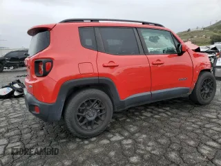 2021 Jeep Renegade Latitude z VIN ZACNJCBBXMPN11991, wystawiony jako Copart lot #48819935 z przebiegiem 43 784 mil mil oraz Szkoda całkowita • Salvage title. Historia ofert i sprzedaży dostępna na DreamBid. Obrazek 3.
