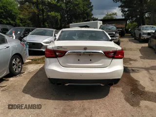 2017 Nissan Maxima SV z VIN 1N4AA6AP7HC424842, wystawiony jako IAAI lot #42452522 z przebiegiem 181 327 mil mil oraz . Historia ofert i sprzedaży dostępna na DreamBid. Obrazek 16.
