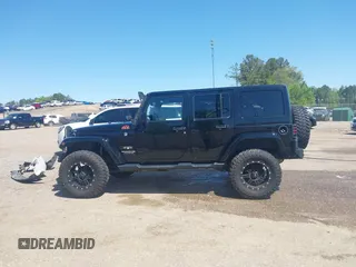 2017 Jeep Wrangler Unlimited Sahara with VIN 1C4BJWEG4HL637482, listed as a IAAI auction lot 41951349 with 76,030 mi miles. Bid and sale history available at carsss.com. Image 14.