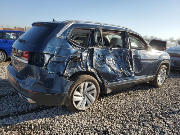 2021 Volkswagen Atlas SEL with VIN 1V2BP2CAXMC587654, listed as a Copart auction lot 49255785 with 117,106 mi miles and Salvage title. Bid and sale history available at DreamBid. Image 3.