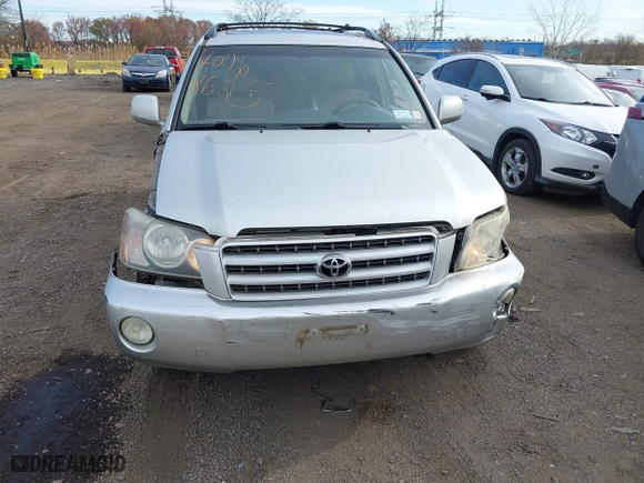 2003 Toyota Highlander with VIN JTEHF21A430146857, listed as a IAAI auction lot 40762625 with 134,431 mi miles. Bid and sale history available at carsss.com. Image 6.