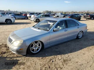 2002 Mercedes-Benz S-Class 5.0L with VIN WDBNG75J62A260782, listed as a Copart auction lot 46911845 with 226,052 mi miles and Salvage Title. Bid and sale history available at carsss.com. Image 1.