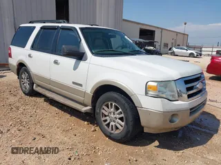 2008 Ford Expedition Eddie Bauer z VIN 1FMFU17508LA18431, wystawiony jako IAAI lot #42305706 z przebiegiem 307 624 mil mil oraz . Historia ofert i sprzedaży dostępna na DreamBid. Obrazek 1.