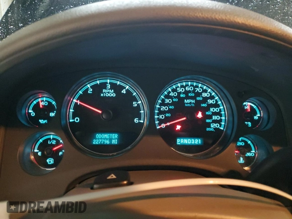 2007 Chevrolet Tahoe LS with VIN 1GNFC13J47R202574, listed as a Copart auction lot 52345895 with 227,796 mi miles and Salvage title. Bid and sale history available at DreamBid. Image 9.