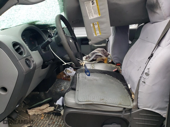 2007 Ford F-150 XL with VIN 1FTRF12277NA06658, listed as a Copart auction lot 45860975 with 191,957 mi miles and Salvage Title. Bid and sale history available at carsss.com. Image 7.