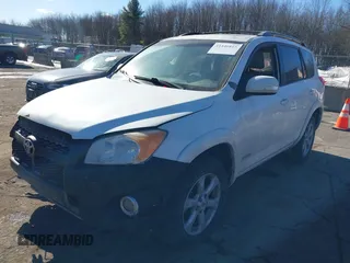 2011 Toyota RAV4 Ltd with VIN 2T3DK4DV1BW040708, listed as a IAAI auction lot 41446815 with 179,941 mi miles. Bid and sale history available at carsss.com. Image 17.