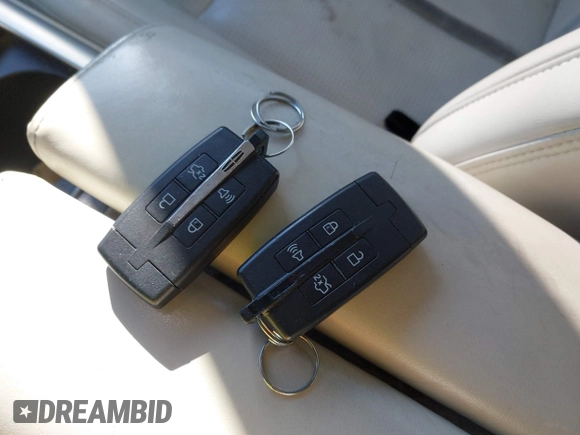 2009 Lincoln MKS с VIN 1LNHM94R59G619360, выставлен на аукционе IAAI как лот 41709015 с пробегом 280 354 миль миль и . История ставок и продаж доступна на DreamBid. Изображение 11.