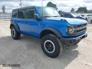 2023 Ford Bronco with VIN 1FMEE5DH6PLB09202, listed as a IAAI auction lot 41059734 with 30,186 mi miles. Bid and sale history available at carsss.com. Image 1.