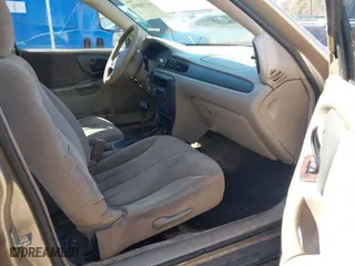 2005 Chevrolet Classic with VIN 1G1ND52F15M127258, listed as a IAAI auction lot 41748910 with 184,278 mi miles. Bid and sale history available at carsss.com. Image 5.