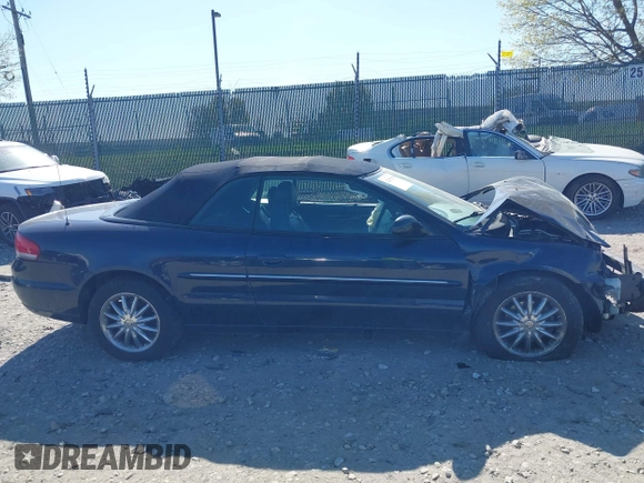 2002 Chrysler Sebring Limited with VIN 1C3EL65R12N187184, listed as a IAAI auction lot 42053411 with 70,289 mi miles and . Bid and sale history available at DreamBid. Image 14.
