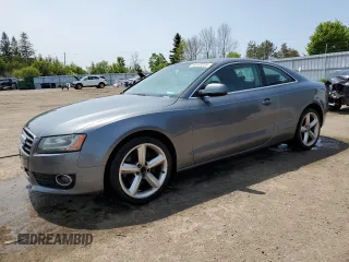 2012 Audi A5 z VIN WAURFBFR2CA001217, wystawiony jako Copart lot #59102225 z przebiegiem 211 987 mil mil oraz Czysty tytuł • Clean title. Historia ofert i sprzedaży dostępna na DreamBid. Obrazek 1.