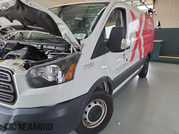 2017 Ford Transit z VIN 1FTYR1YM1HKB05586, wystawiony jako IAAI lot #42621311 z przebiegiem 110 277 mil mil oraz . Historia ofert i sprzedaży dostępna na DreamBid. Obrazek 16.