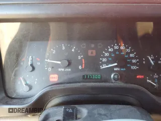 2000 Jeep Wrangler Sport with VIN 1J4FA49S1YP703560, listed as a Copart auction lot 73647844 with 117,300 mi miles and Salvage Title. Bid and sale history available at carsss.com. Image 9.
