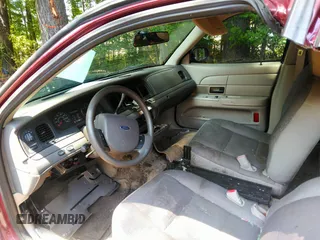 2009 Ford Police Interceptor z VIN 2FAHP71VX9X143897, wystawiony jako IAAI lot #41443264 z przebiegiem Nie podano mil oraz . Historia ofert i sprzedaży dostępna na DreamBid. Obrazek 5.
