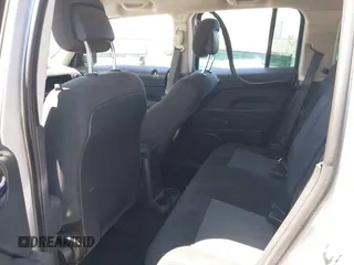2017 Jeep Patriot Sport SE with VIN 1C4NJPBA8HD207631, listed as a IAAI auction lot 42809313 with 153,799 mi miles and . Bid and sale history available at DreamBid. Image 8.