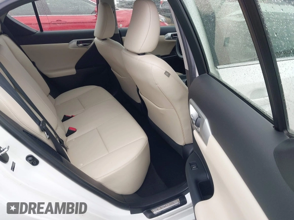 2012 Lexus CT 200h с VIN JTHKD5BH3C2066143, выставлен на аукционе IAAI как лот 42381163 с пробегом 45 355 миль миль и . История ставок и продаж доступна на DreamBid. Изображение 8.