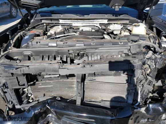 2020 GMC Sierra 2500HD Denali with VIN 1GT49REY1LF205709, listed as a Copart auction lot 45880945 with 44,573 mi miles and Salvage Title. Bid and sale history available at carsss.com. Image 11.