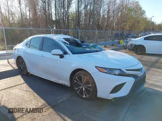 2018 Toyota Camry LE with VIN 4T1B11HK5JU565402, listed as a IAAI auction lot 41824110 with 105,659 mi miles. Bid and sale history available at carsss.com. Image 1.